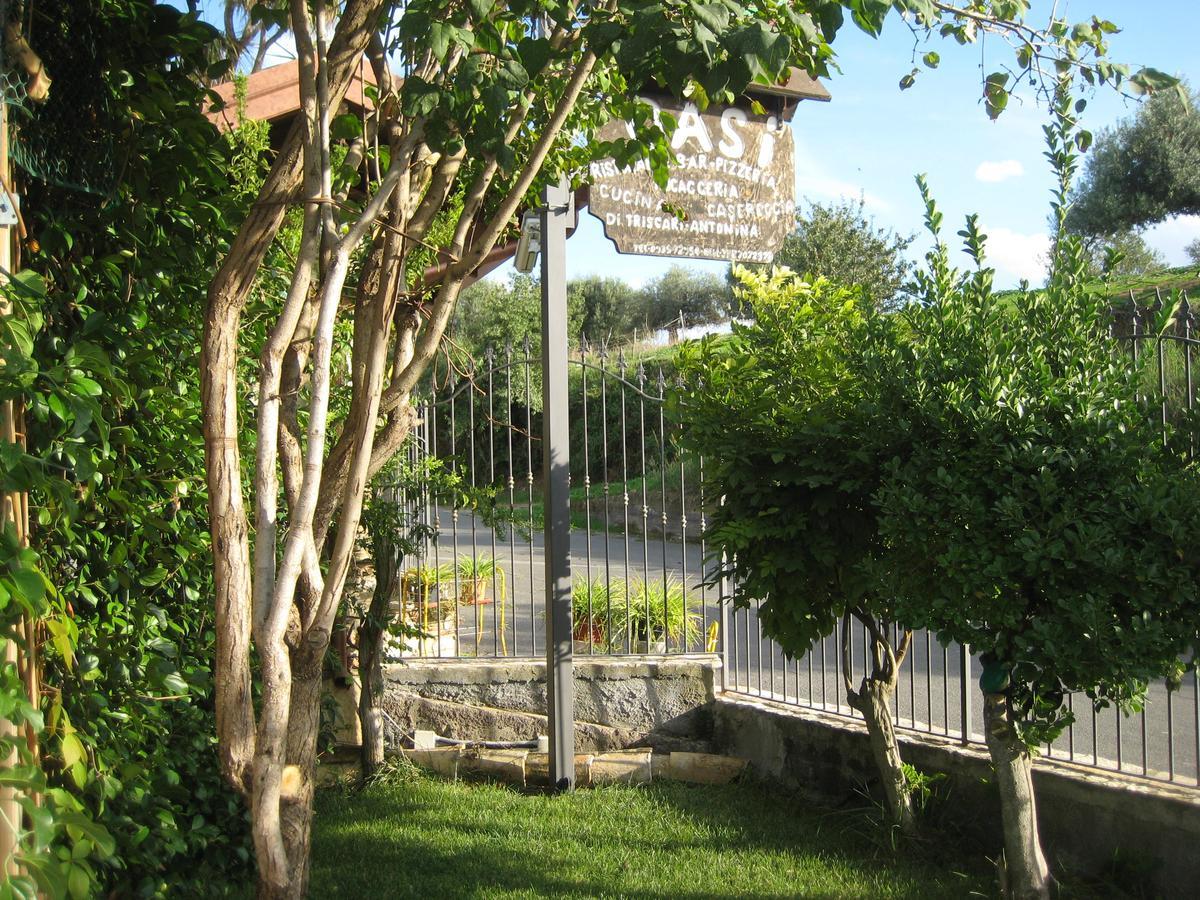 Oasi Del Lago Regalbuto Экстерьер фото