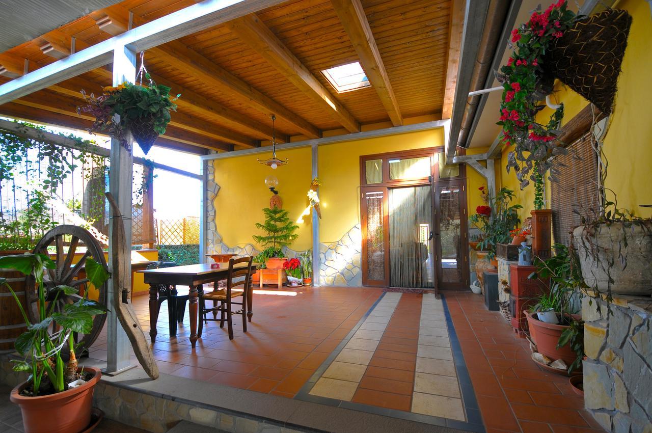 Oasi Del Lago Regalbuto Экстерьер фото
